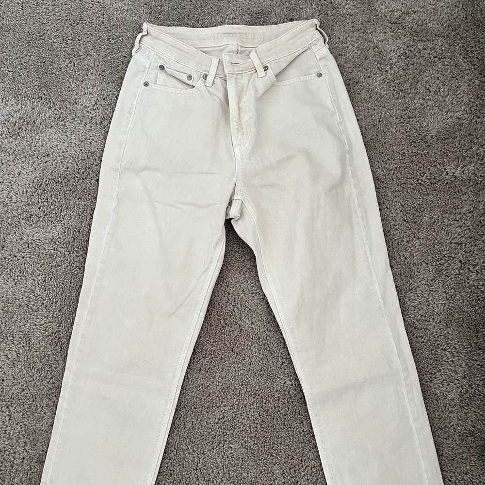 American Eagle White Jean